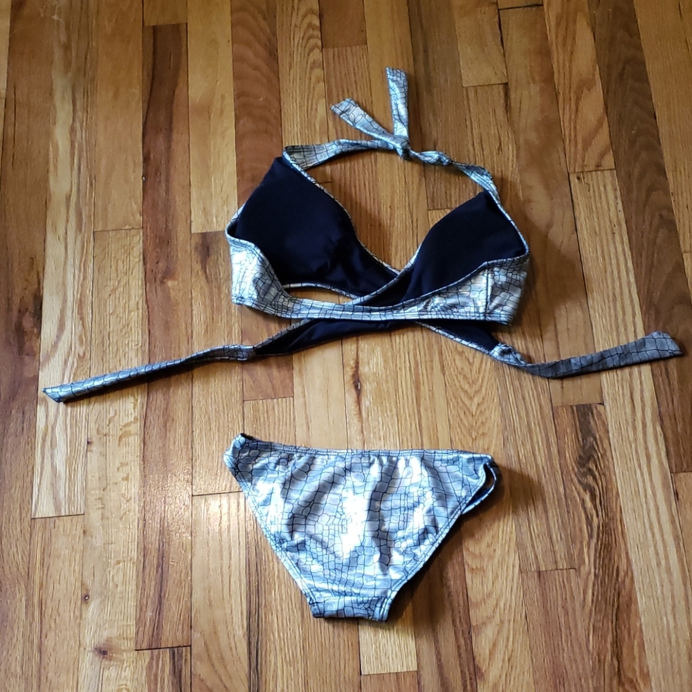 SOLD 💢 Bikini - Picture 8 of 8